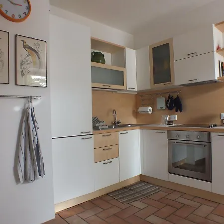 Apartment Trilo Piri *