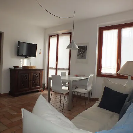 Apartment Trilo Piri